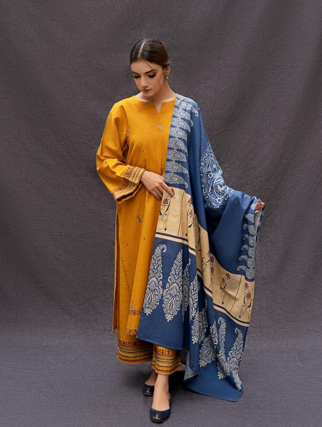 Unstitched 3-Piece Dhanak Wool Suit Mustard Blue