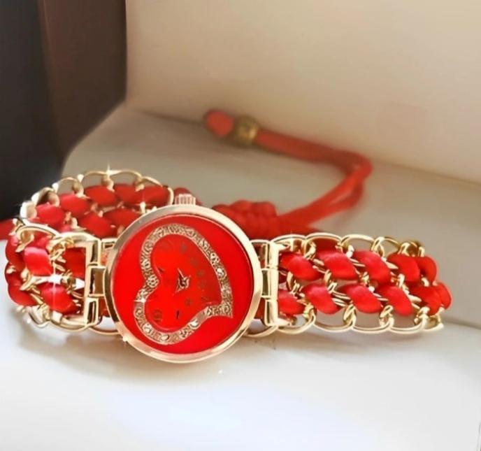 Women's Red Heart Dial Bracelet Watch with Gold Chain Strap