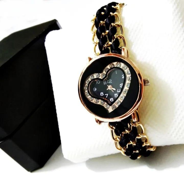 Heart Shaped Quartz Watch for Women with Chain Strap