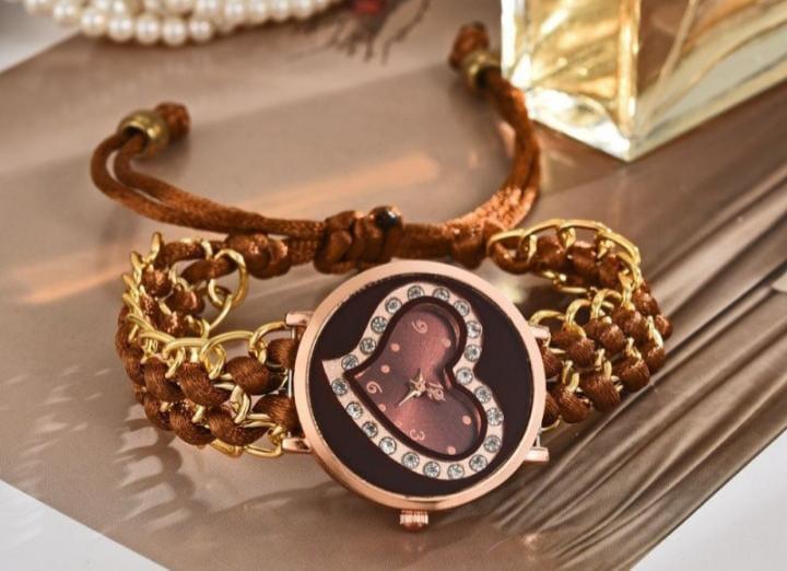 Heart Shaped Quartz Watch for Women with Chain Strap