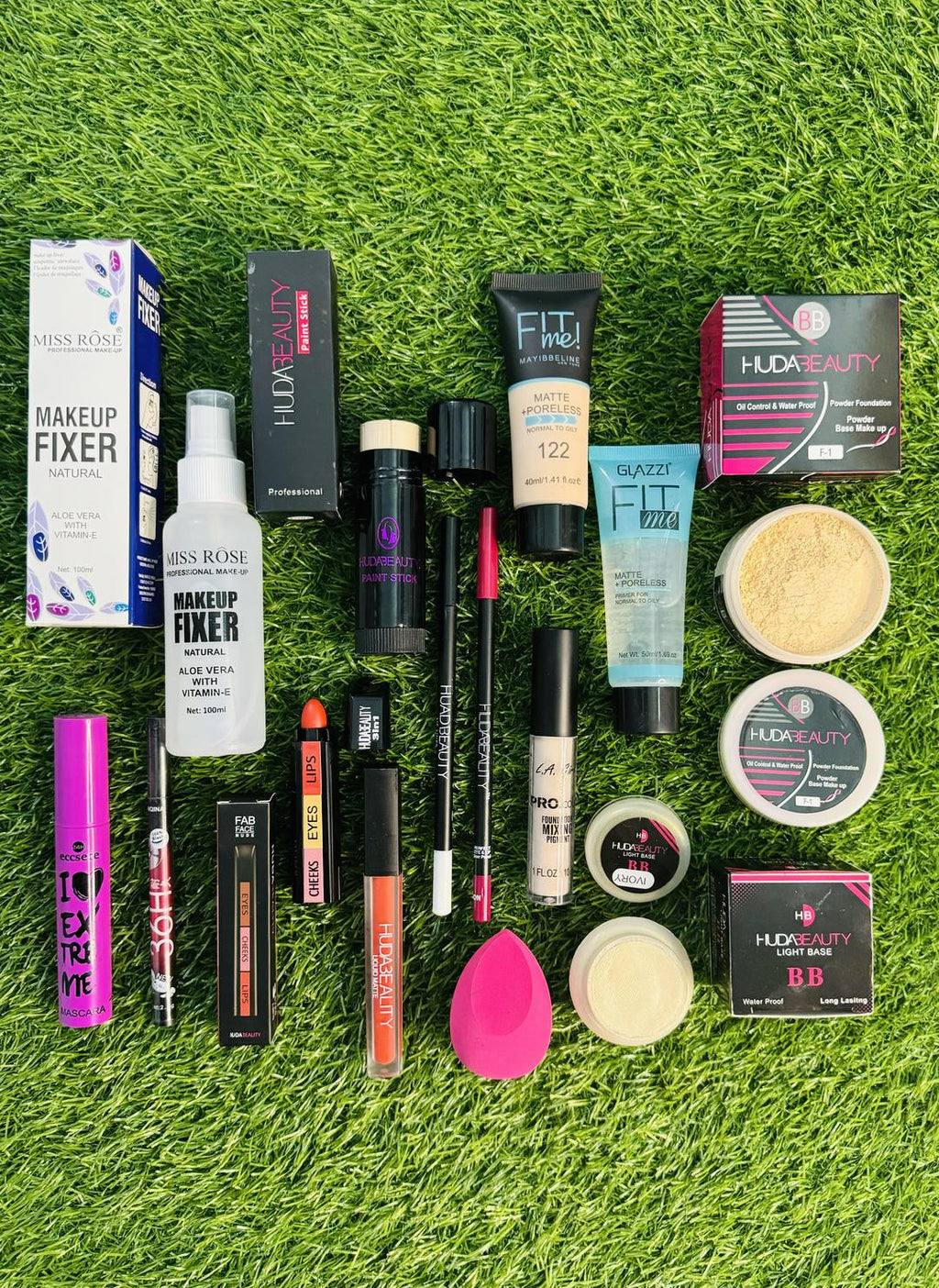 14 in 1 Makeup Set for Flawless Look in Pakistan