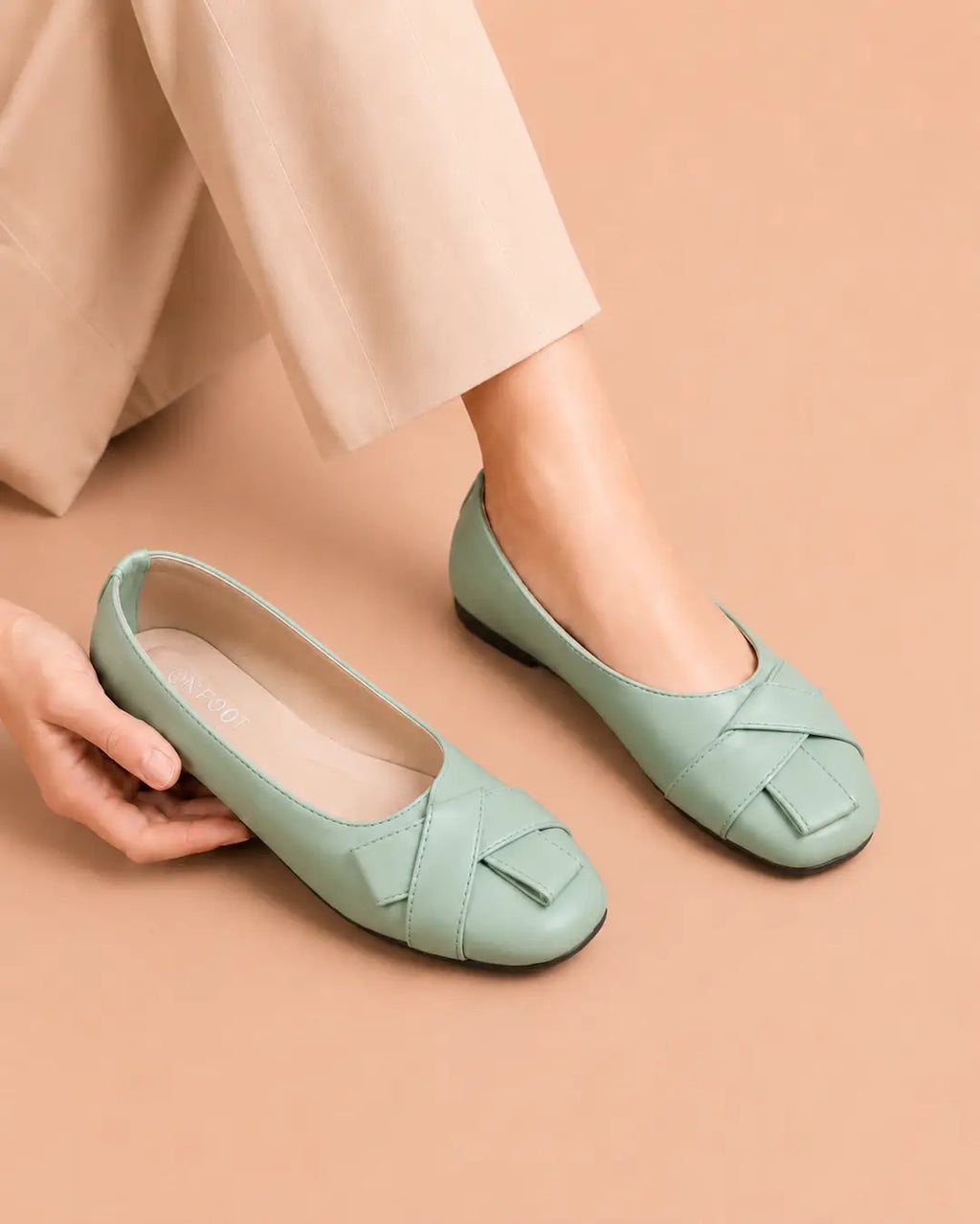 Grace Bow Pumps - 076 - C Green