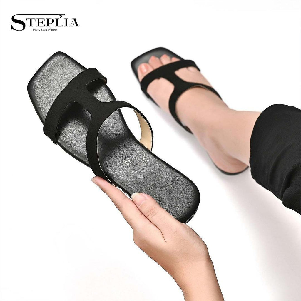 Women's Black Leather Flat Flats Casual Wear Pakistan