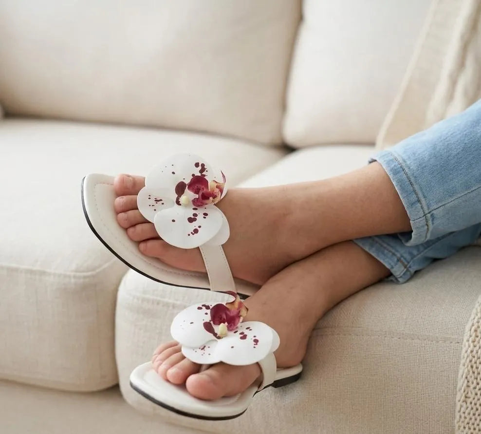 Women's White Floral Rexine Slippers Size 6-11
