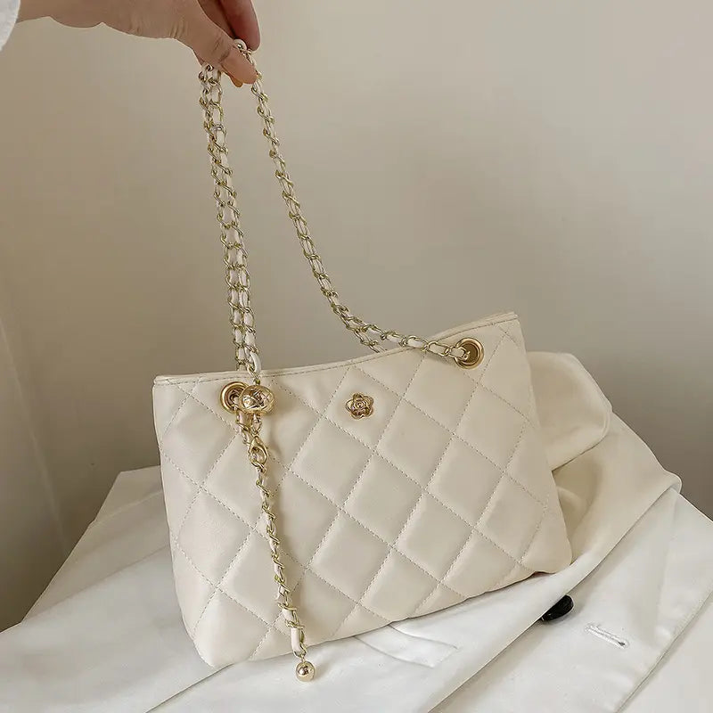 White Quilted Diamond Chain Crossbody Bag for Women