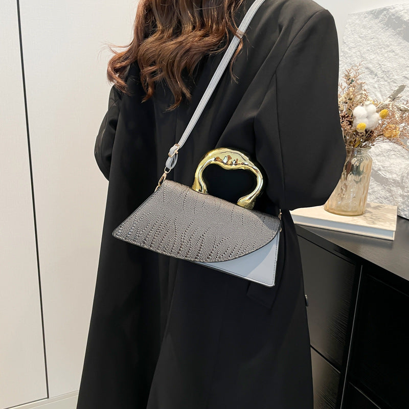 Autumn 2024 New Niche Design Handbag Women's Bag Personalized Crocodile Shoulder Bag Patent Leather Glow Face Crossbody Bag