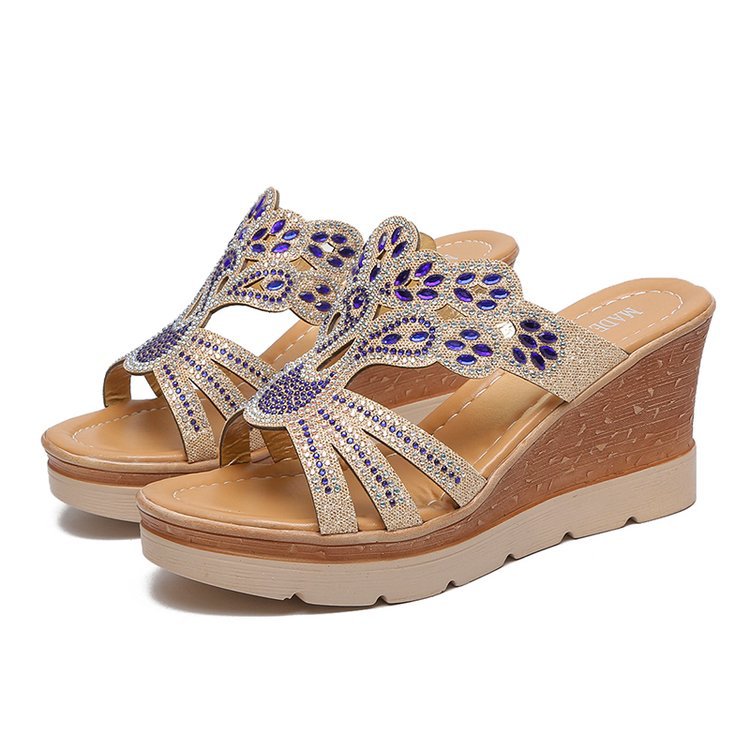 Summer New Style Rhinestone High Heel Wedge Sandals for Women Platform Thick Sole Slippers Wedge Heel Large Size Sandals Wholesale