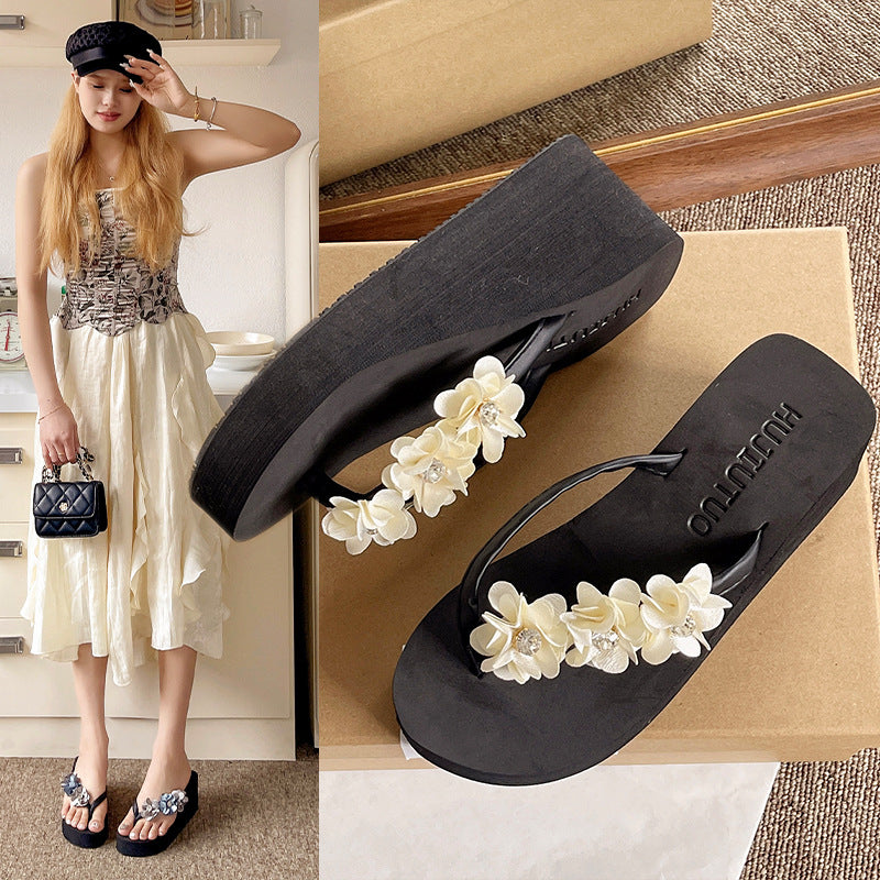 Outdoor student flip-flops women's summer non-slip sandals simple beach slippers flip-flops Korean style wedge platform
