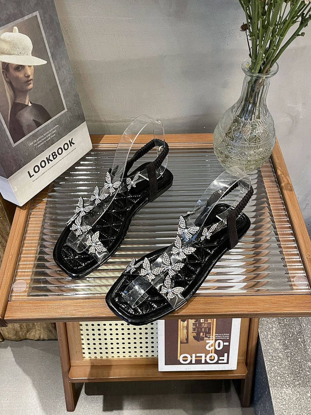 Sandals for Women, Classic Style for Summer Wear, with Flat Heels, French Style, Perfect for Summer, Versatile, Flat Bottom, Rhinestones