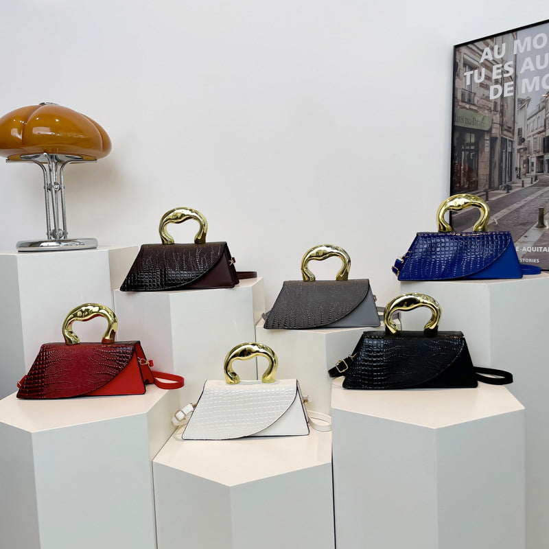 Autumn 2024 New Niche Design Handbag Women's Bag Personalized Crocodile Shoulder Bag Patent Leather Glow Face Crossbody Bag