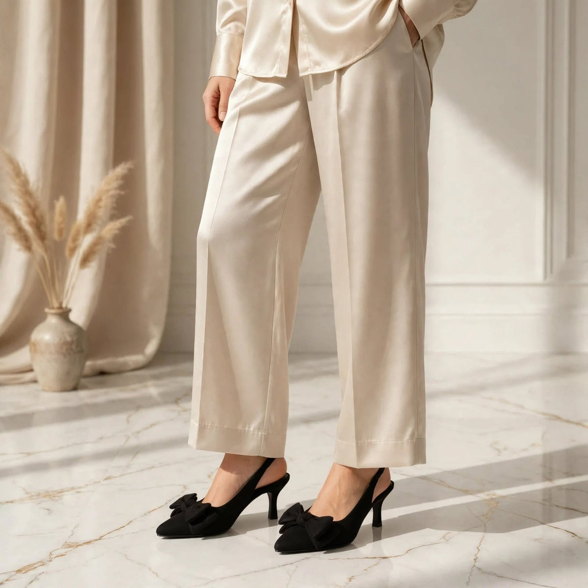 CRAVAT BOW HEELS