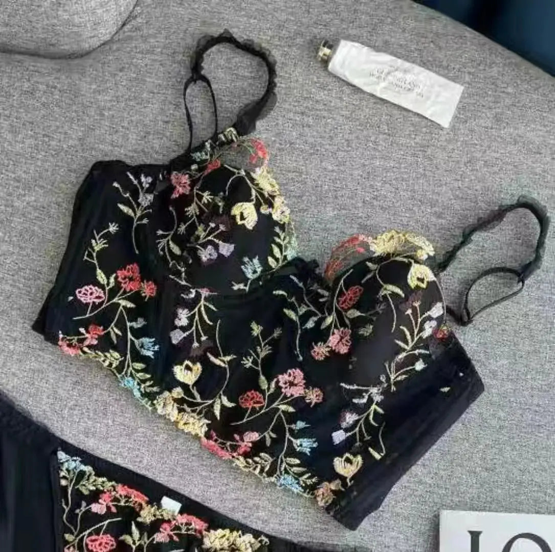 Transparent Embroidered Floral Sling Bra Non-Rimmed Small