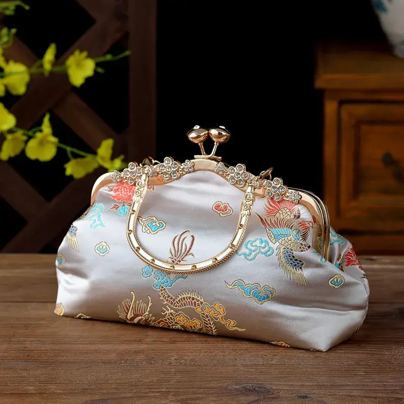 Vintage Embroidered Banquet Bag for Women