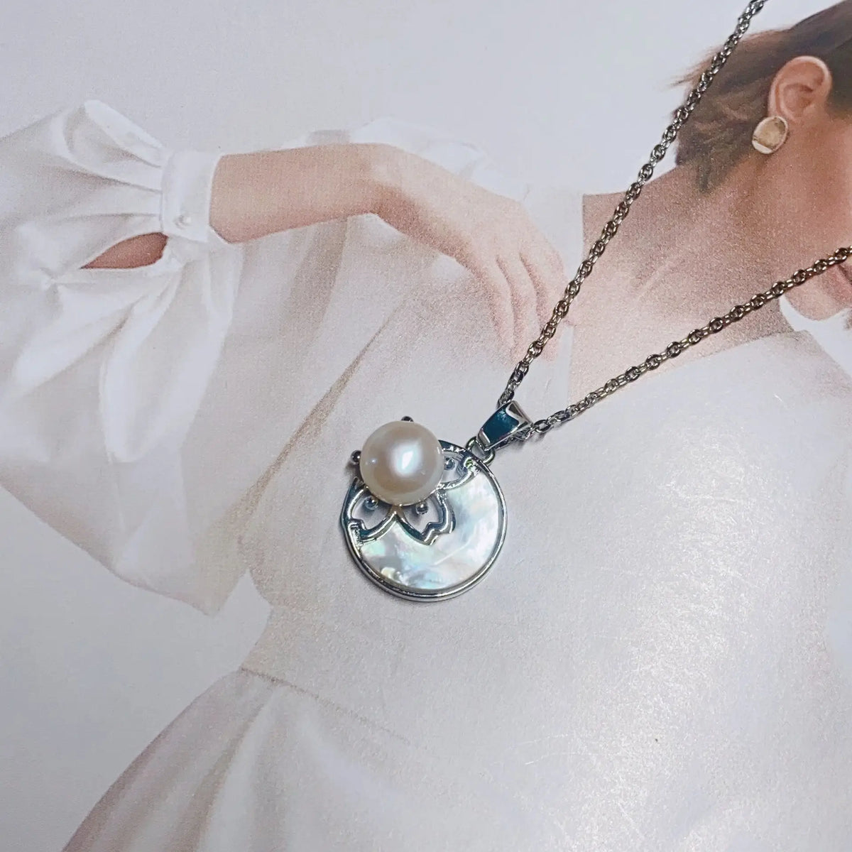 Women's Pearl Pendant Necklace with Balance Wood & Copper Bag