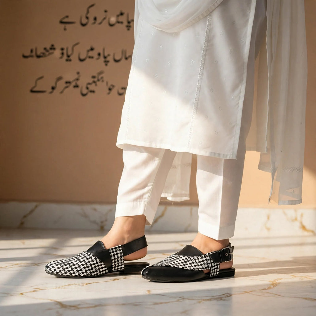 ZAREEN Peshawari Flat Sandals